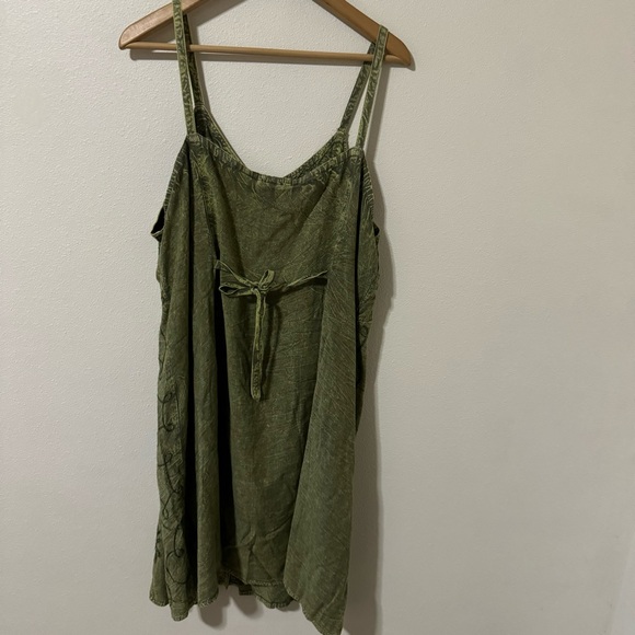 Style In Fashion Fairycore Embroidered Floral Midi Dress Washed Green Plus Size - Picture 2 of 8